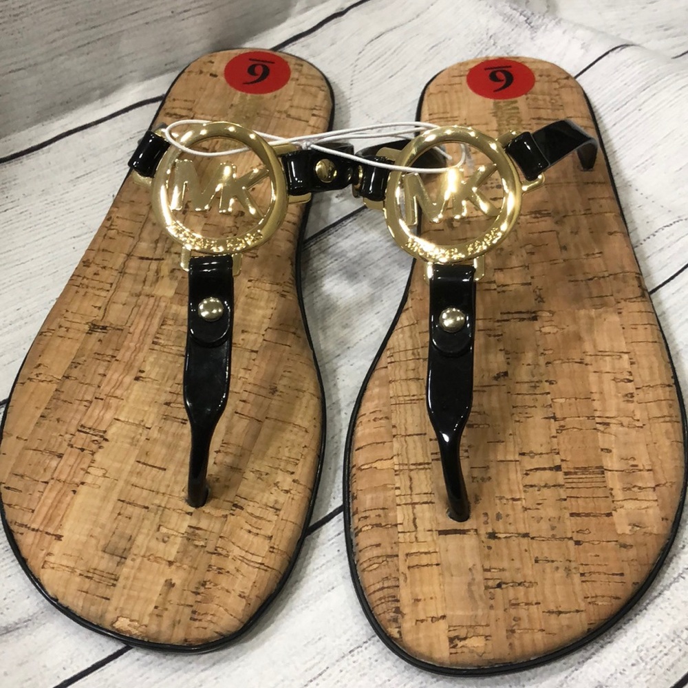 Michael kors flip flops size 6
